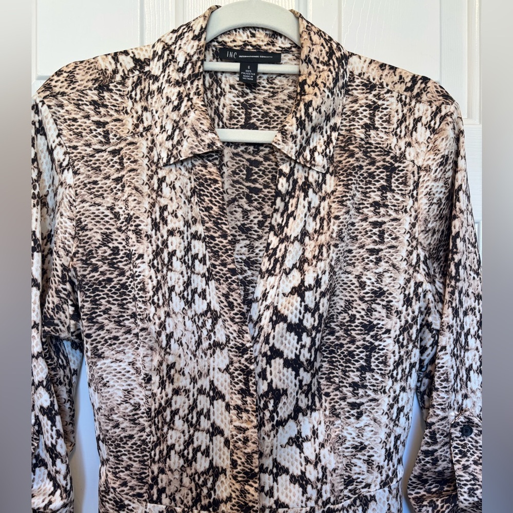 INC International Concepts Brown and White Long Sleeve Snakeskin Gown - Picture 2 of 8